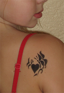 Airbrush-Tattoos-Funtattoo